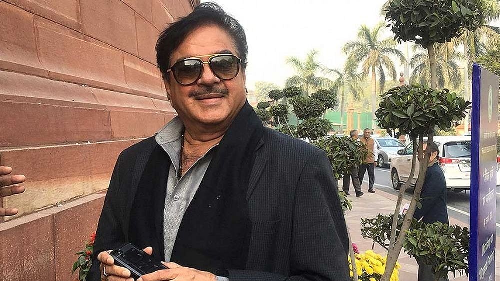 PTI : TMC MP Shatrughan Sinha Praises UCC In Uttarakhand, Wants Ban On Non-Vegetarian Food | Know More