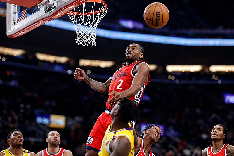 NBA basketball game Los Angeles Lakers vs Los Angeles Clippers: Kawhi Leonard