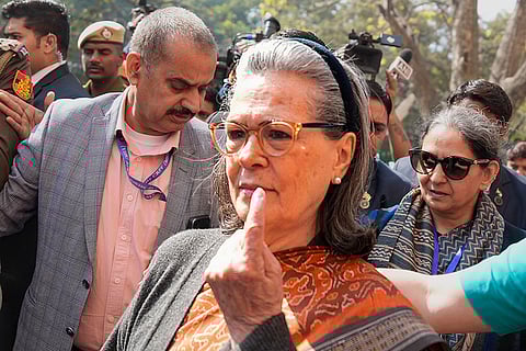 Delhi polls: Sonia Gandhi casts vote