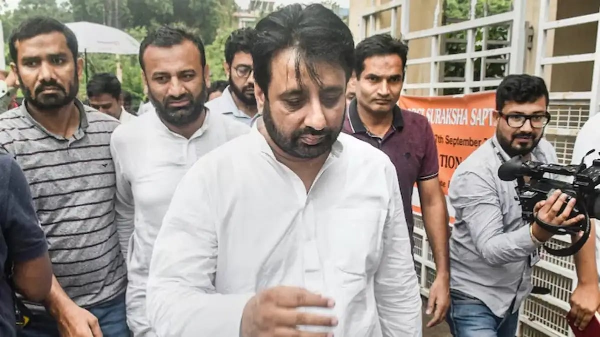 PTI : AAP candidate Amanatullah Khan