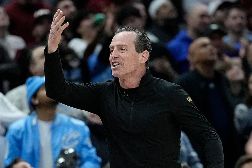 NBA Basketball game Boston Celtics vs Cleveland Cavaliers: Kenny Atkinson