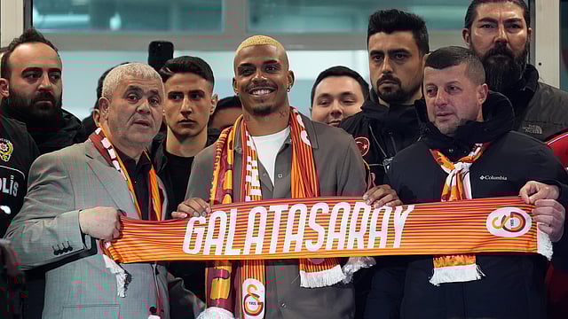 Mario Lemina Returns To Galatasaray In Permanent Transfer From Wolves