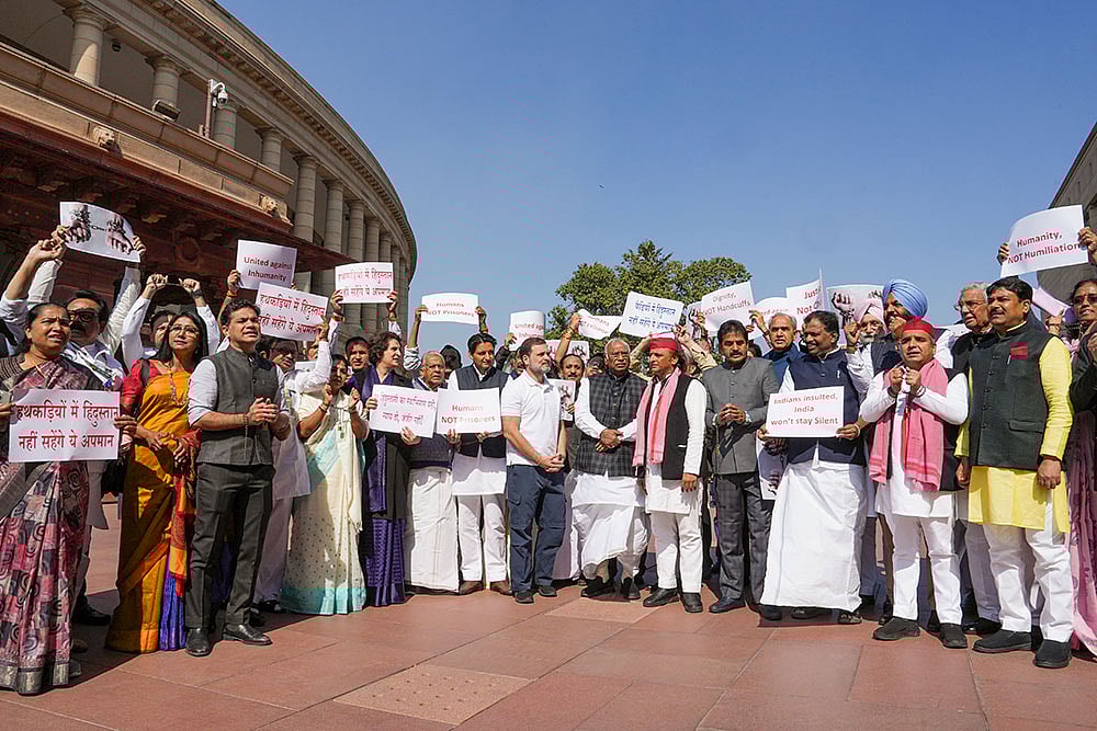 | Photo: PTI/Kamal Singh : Budget Session of Parliament: Opposition's protest