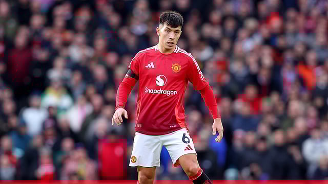 Manchester United's Lisandro Martinez Suffers Cruciate Ligament Injury