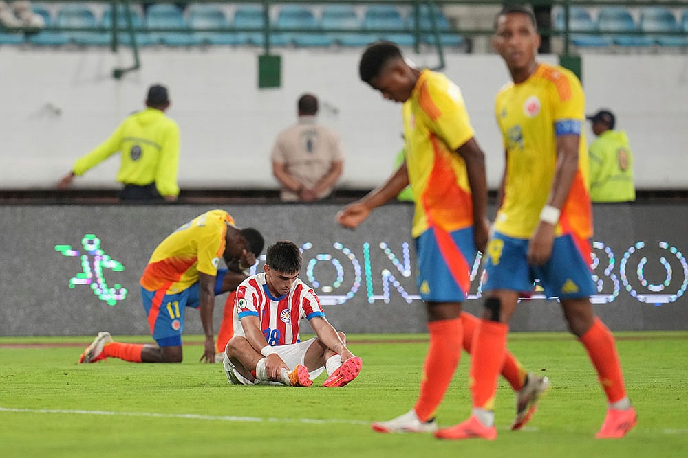 | Photo: AP/Ariana Cubillos : Colombia Paraguay Soccer South American U20