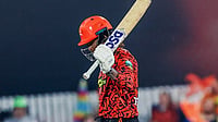 X/SunrisersEC : Toni de Zorzi celebrates his half-century for Sunrisers Eastern Cape against Paarl Royals in SA20 2025.