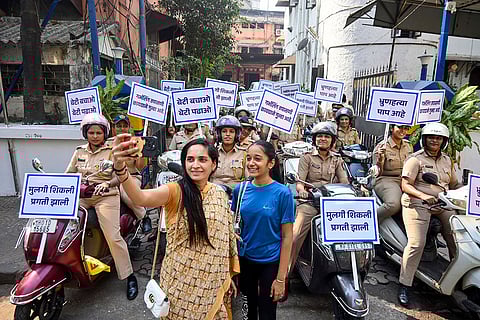 Mumbai Police 'Bati Bachao Beti Padhao' campaign