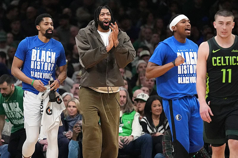 Mavericks Celtics Basketball