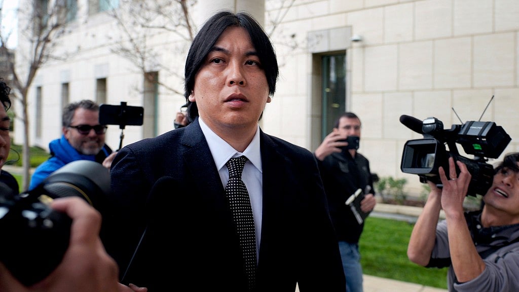 AP : Ippei Mizuhara, former interpreter for Los Angeles Dodgers baseball star Shohei Ohtani expected to be sentenced for bank and tax fraud arrives at federal court.
