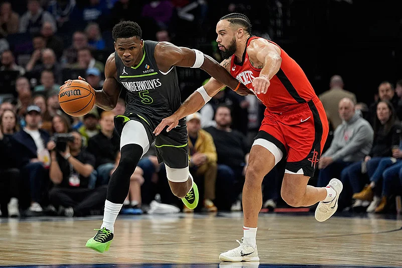 NBA Basketball: Houston Rockets vs Minnesota Timberwolves