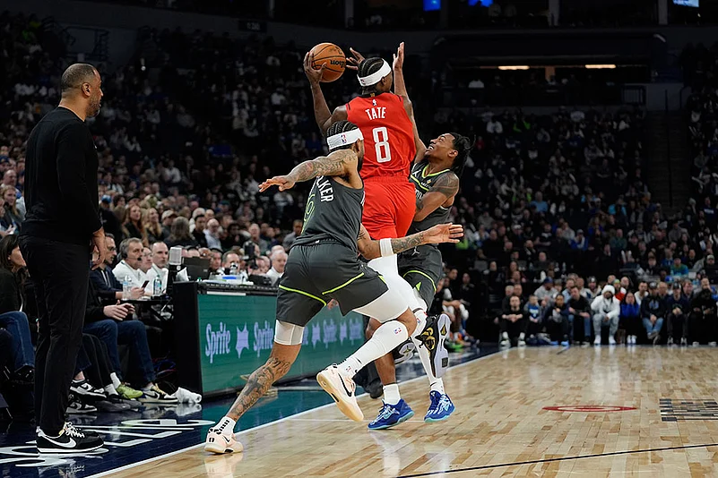 NBA Basketball: Minnesota Timberwolves vs Houston Rockets