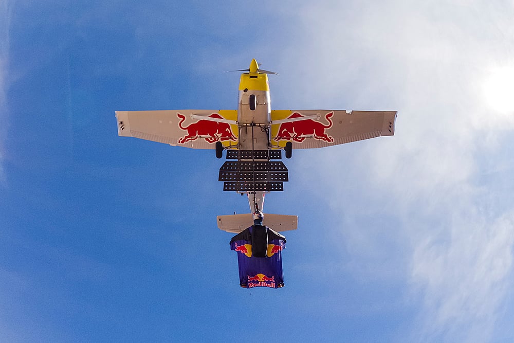 | Photo: Michael Clark / Red Bull Content Pool : Max Manow and Luke Aikins