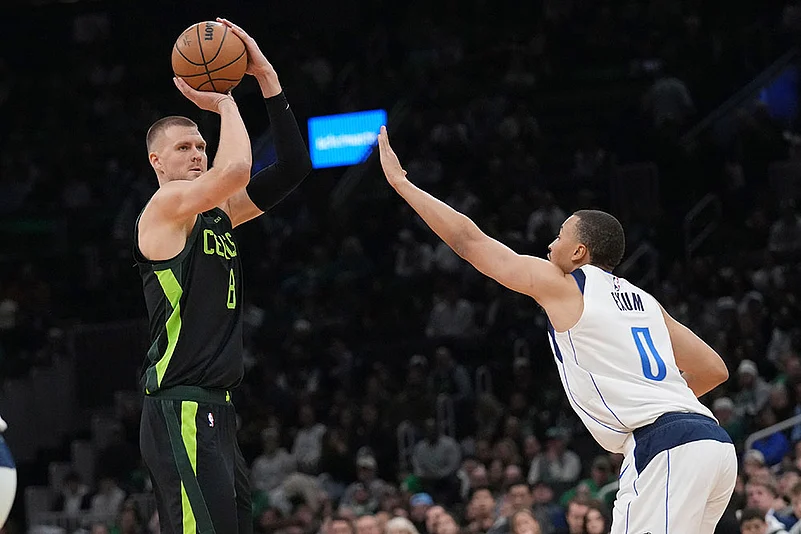 Basketball: Boston Celtics vs Dallas Mavericks