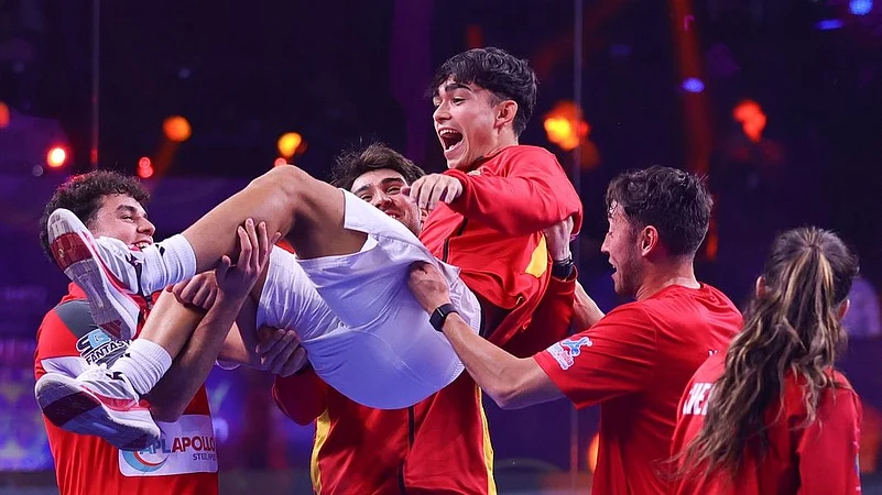 SG Pipers Cheetahs lifted the World Padel League title