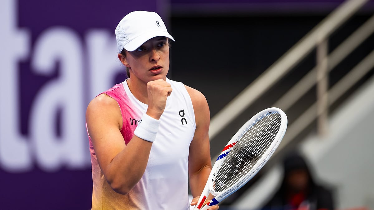 Iga Swiatek started her Qatar Open title defence with a win.