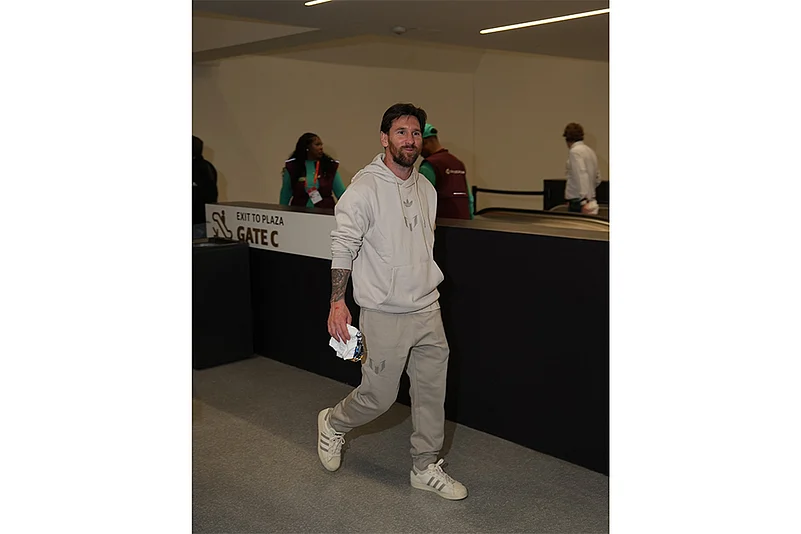 NFL Super Bowl 59 football game Philadelphia Eagles vs Kansas City Chiefs: Lionel Messi