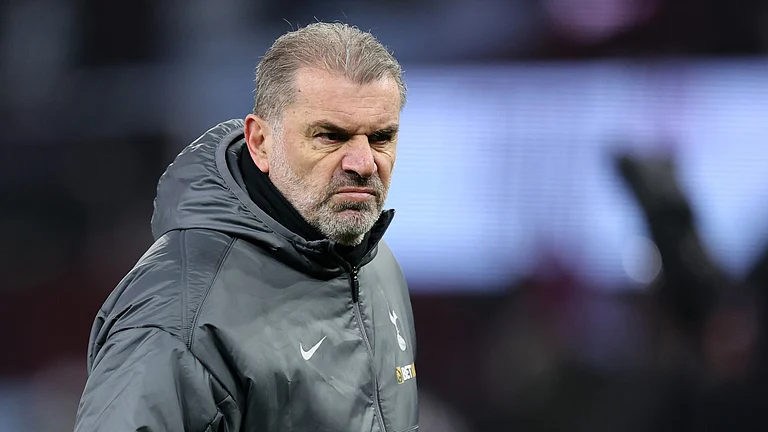 Tottenham manager Ange Postecoglou - null