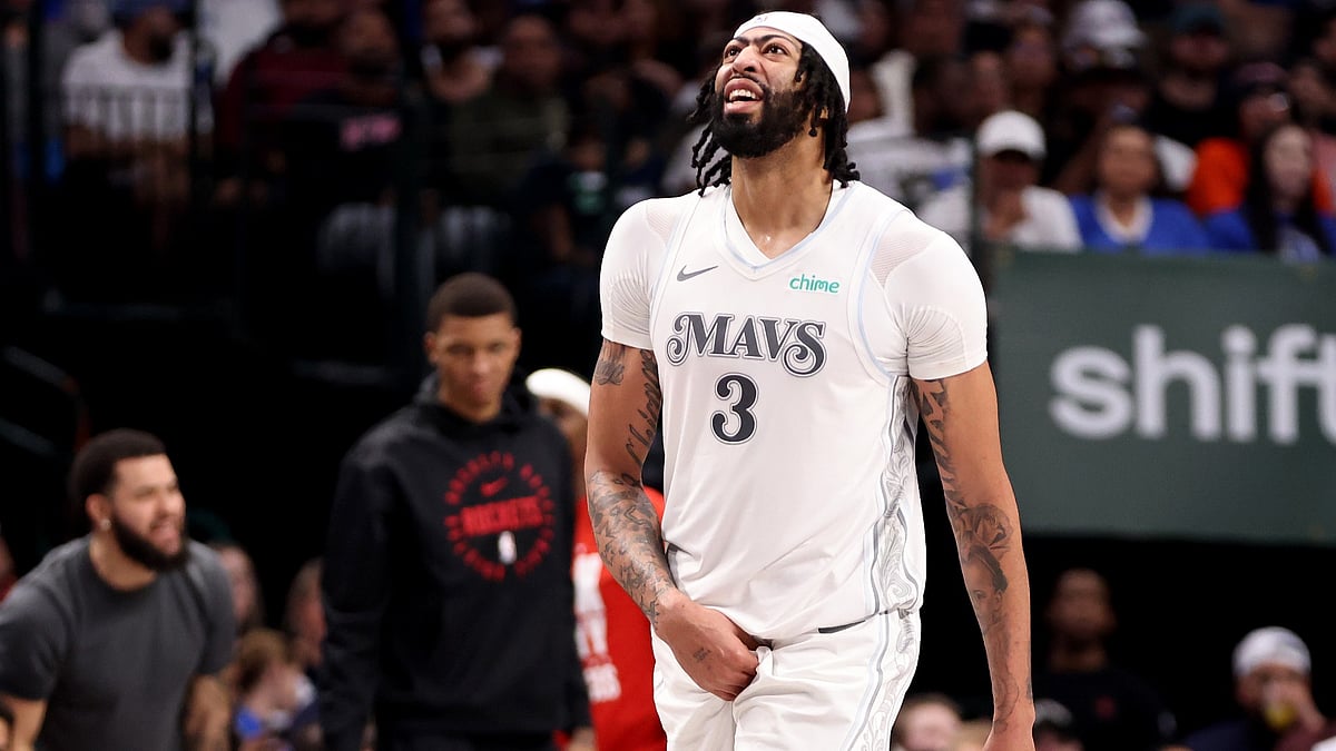 Dallas Mavericks forward Anthony Davis leaves the court with an injury vs. the Houston Rockets on Feb. 8, 2025.