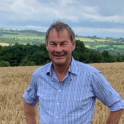 X.com/Rupert Lowe : Rupert Lowe, the MP for Great Yarmouth and a member of Reform UK, shared an image of the sign featuring both English and Bengali on his official X account. 