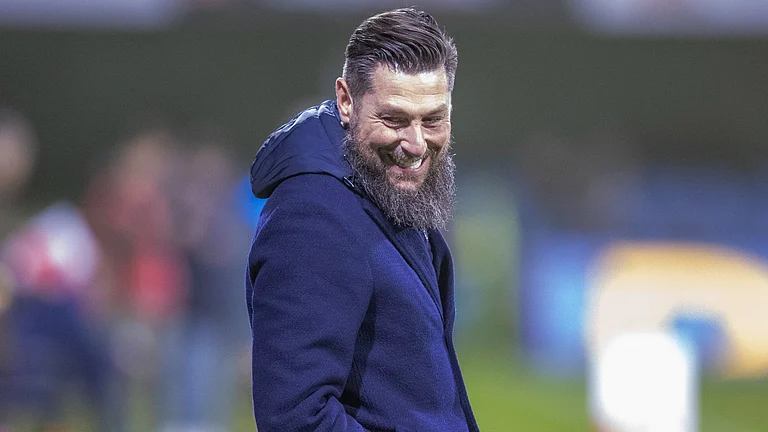 Pascal Bosschaart will take charge of Feyenoord - null