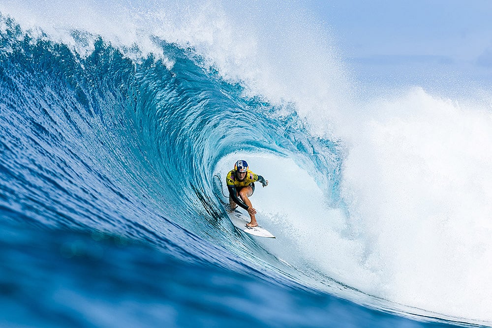 | Photo: World Surf League / Red Bull Content Pool : Caitlin Simmers