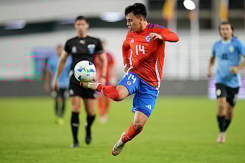 CONMEBOL U20 Championship: Chile's Ignacio Vasquez controls the ball 