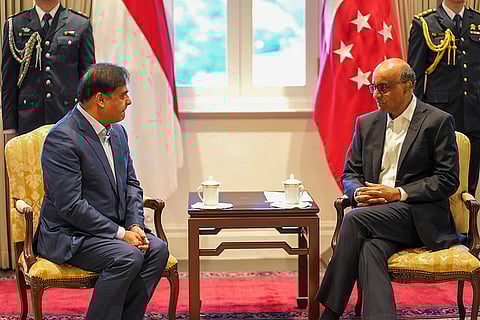 Himanta B Sarma, T Shanmugaratnam meet