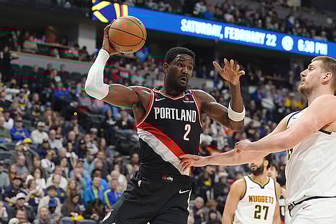 NBA 2024-25: Trail Blazers center Deandre Ayton looks to pass the ball