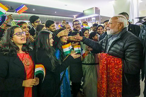PM Modi with Indian community at Marseille