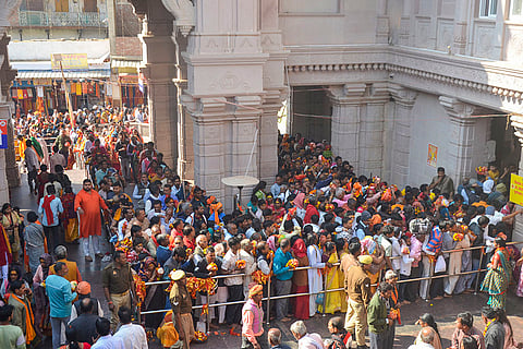 Devotees at Vindhyavasini temple