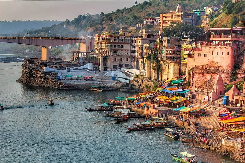 Omkareshwar Temple at (Madhya Pradesh)