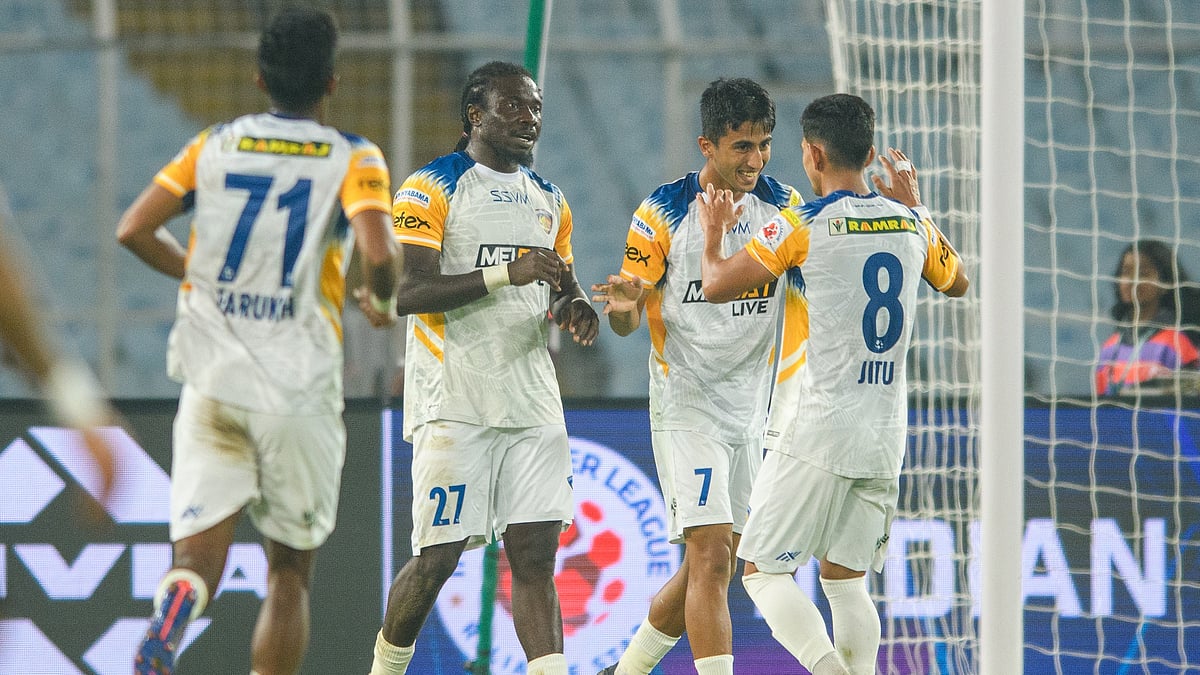 chennaiyin fc X players during the isl match