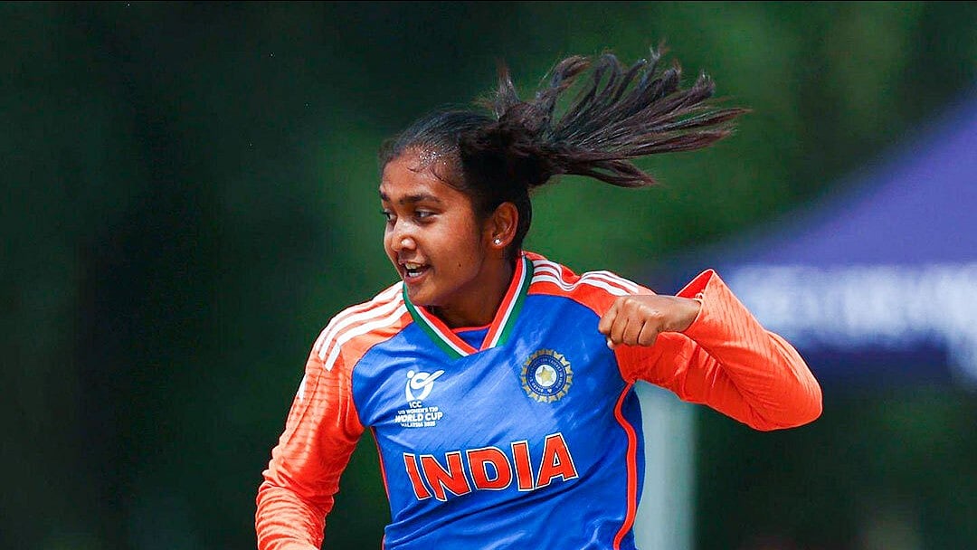 Photo: X | Women's Criczone : India U-19 cricketer Parunika Sisodia.