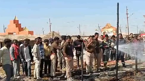 X/ANI : Fire breaks out at Maha Kumbh on Thursday