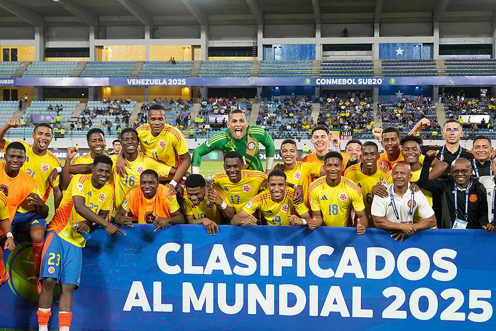 | Photo: AP/Matias Delacroix : U-20 South American Championship: Colombia's players celebrate their victory