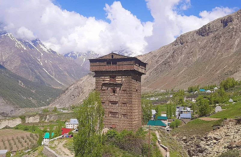 Gondhla fort , Lahaul Spiti