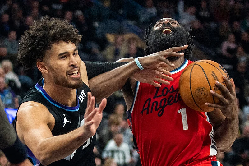 NBA Basketball: Los Angeles Clippers vs Utah Jazz