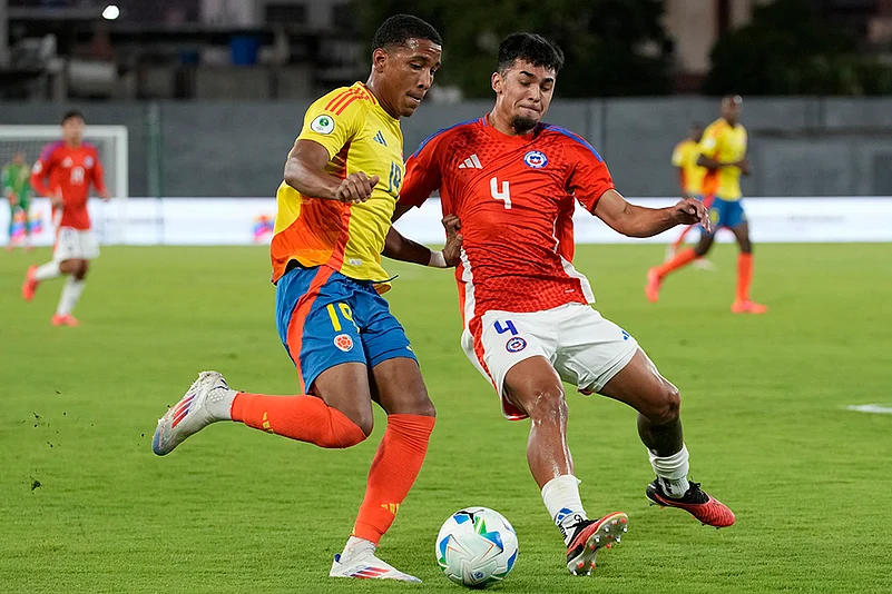 U-20 South American Soccer Championship 2025 Colombia vs Chile: Yahir Salazar