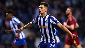 Francisco Moura celebrates for Porto