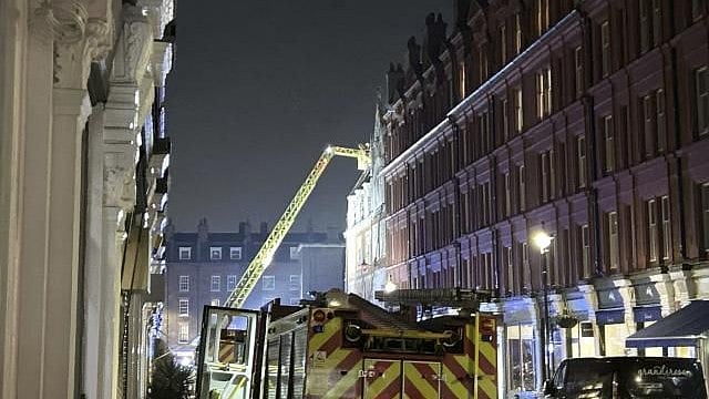 |Image- AP : "Large Fire Tears Through Luxury London Hotel, At Least 100 Evacuated; No Casualties