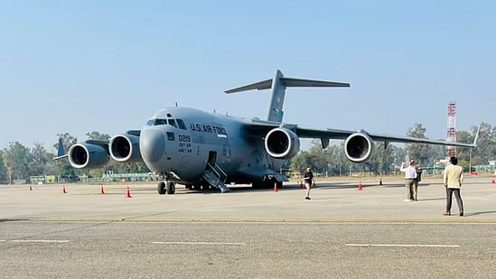 PTI : US military aircraft carrying first batch of illegal Indian immigrants landed in Amritsar 