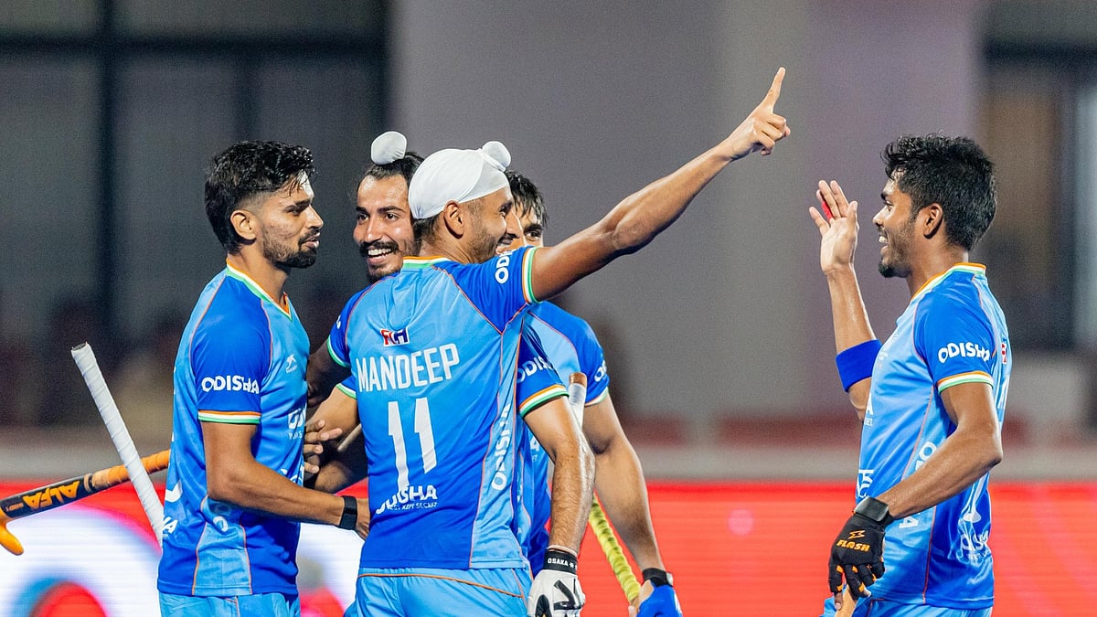 X/HockeyIndia : Indian hockey team celebrates.