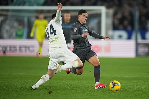 Serie A 2024-25: Napoli's Giacomo Raspadori and Lazio's Mario Gila compete for the ball