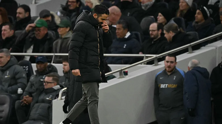 Manchester United head coach Ruben Amorim - null