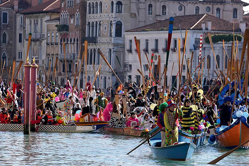 Italy Venice Carnival 2025_ The Carnival of Venice_3