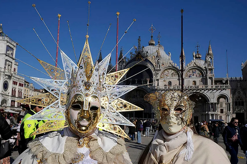 Italy Venice Carnival 2025_ The Carnival of Venice_9