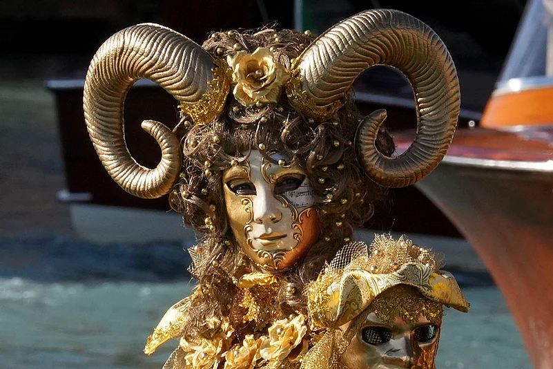 Italy Venice Carnival 2025_ The Carnival of Venice_10
