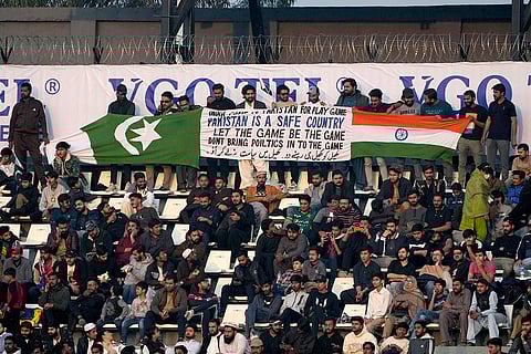 Champions Trophy 2025: Fans hold Pakistani and Indian flags