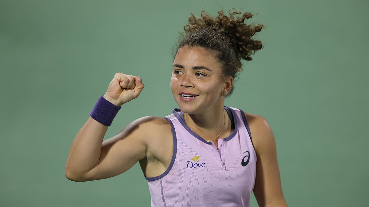 Jasmine Paolini celebrates her win over Eva Lys at the Dubai Tennis Championships.