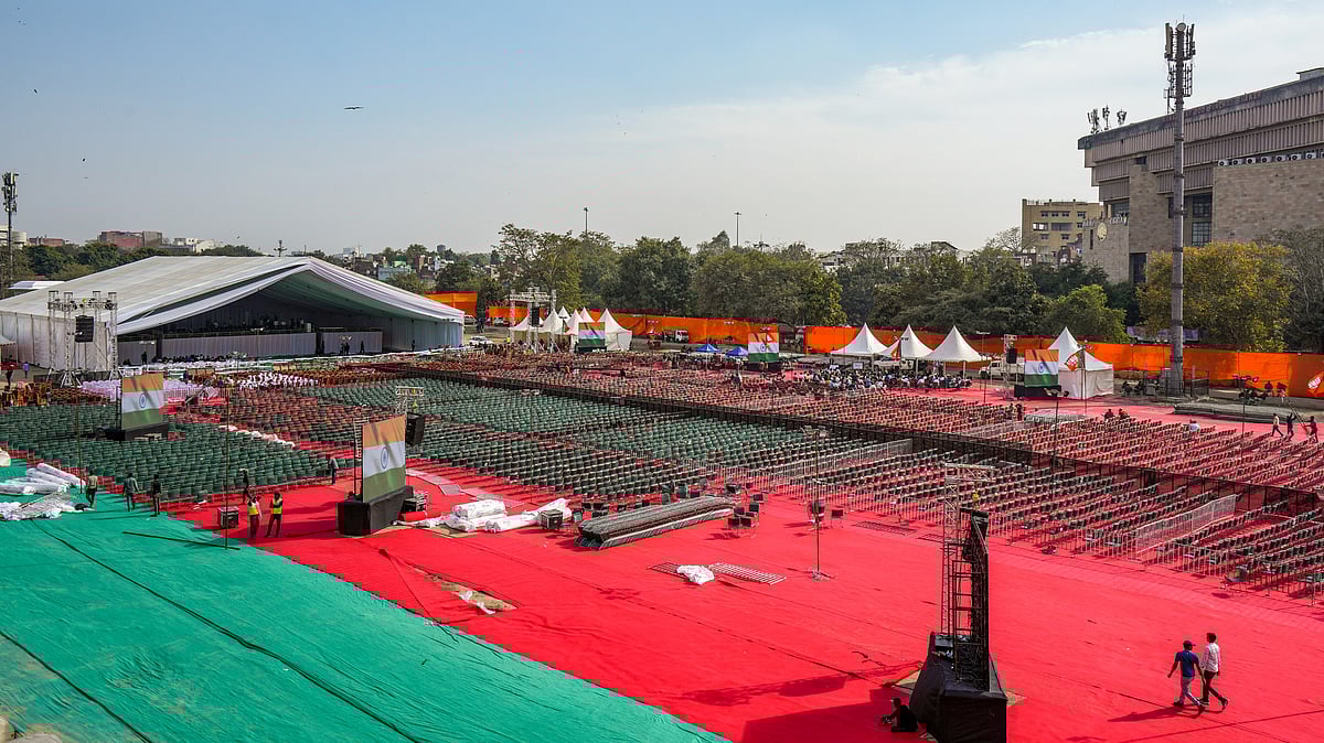 PTI : Preparations underway for the oath ceremony of the New Delhi Government, at the Ramlila Maidan in New Delhi, Wednesday, Feb. 19, 2025.